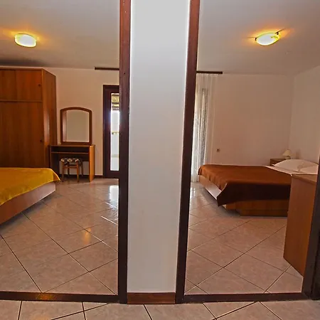 Apartment Jan 325