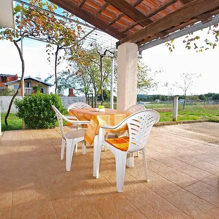 Jan 325 Apartman
